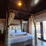 Oda ve Kahvaltı Mavisu Deluxe Butik Trabzon